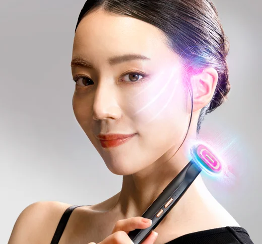 EMS×光LEDで目元ケアの常識を超える「REFINE EYE」が新発売